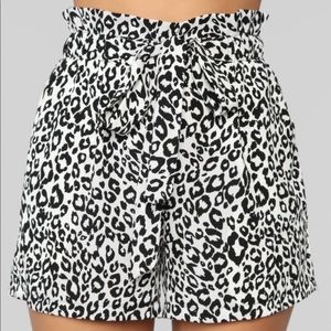 Tie waist shorts